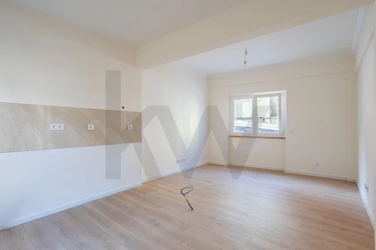 Apartamento T2 para Venda em Penha de França Foto 4