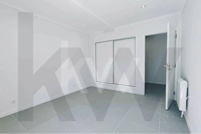 Apartamento T3 para Arrendamento em Requeixo, Nossa Senhora de Fátima e Nariz