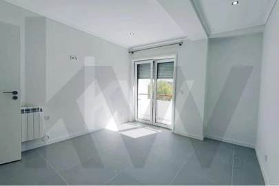 Apartamento T3 para Arrendamento em Requeixo, Nossa Senhora de Fátima e Nariz