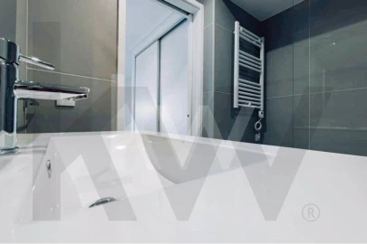 Apartamento T3 para Arrendamento em Requeixo, Nossa Senhora de Fátima e Nariz