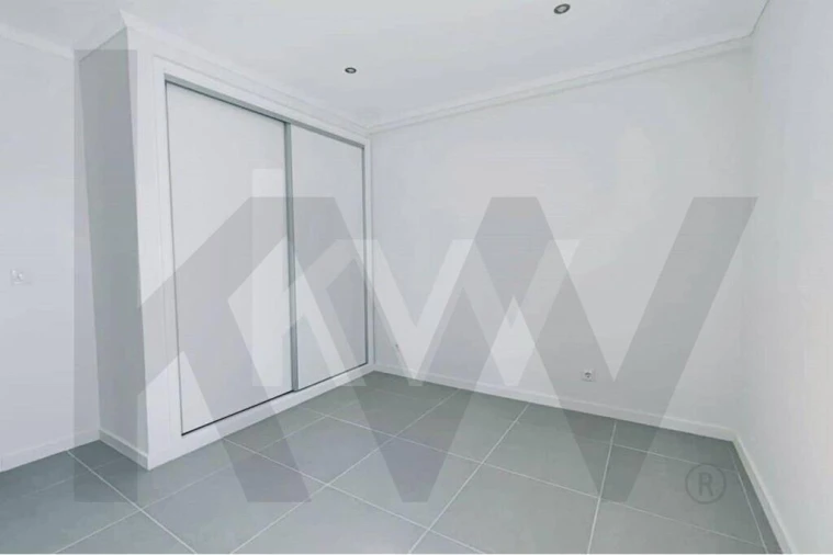 Apartamento T3 para Arrendamento em Requeixo, Nossa Senhora de Fátima e Nariz Foto 24