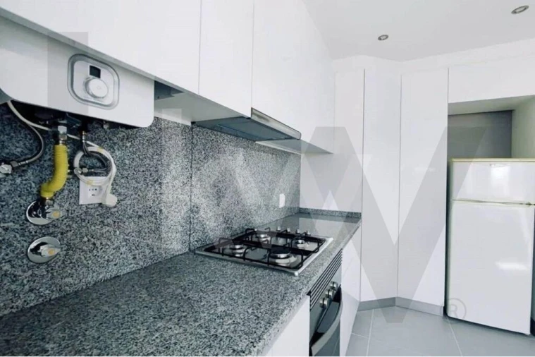 Apartamento T3 para Arrendamento em Requeixo, Nossa Senhora de Fátima e Nariz Foto 9