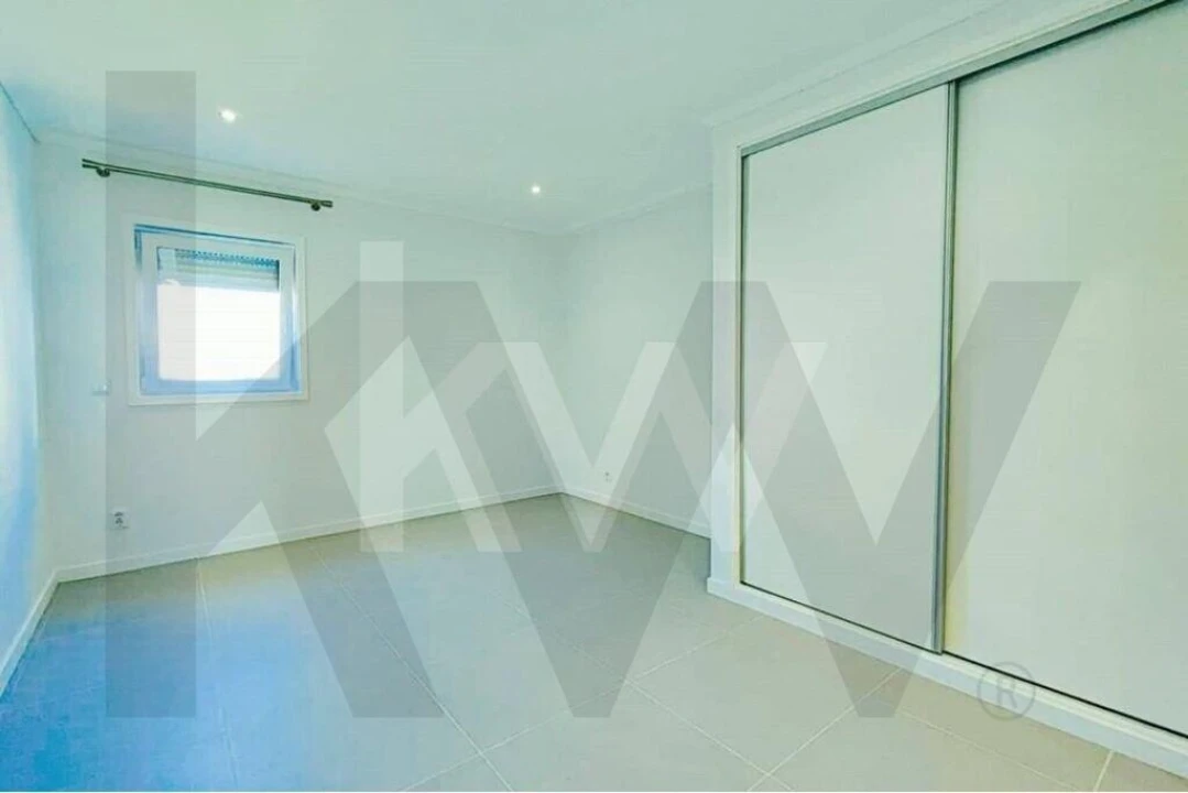 Apartamento T3 para Arrendamento em Requeixo, Nossa Senhora de Fátima e Nariz Foto 23