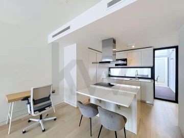 Apartamento T1 para Arrendamento em Avenidas Novas