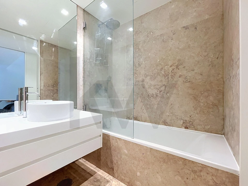 Apartamento T1 para Arrendamento em Avenidas Novas Foto 18