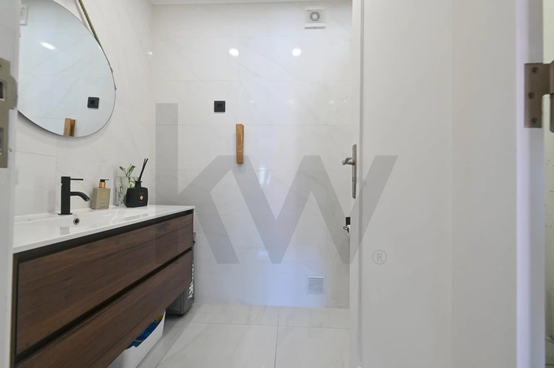 Apartamento T3 para Venda em Queluz e Belas Foto 14