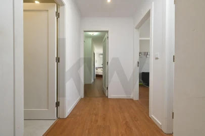 Apartamento T3 para Venda em Queluz e Belas