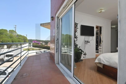 Apartamento T3 para Venda em Queluz e Belas