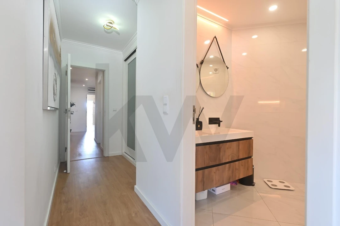 Apartamento T3 para Venda em Queluz e Belas Foto 20