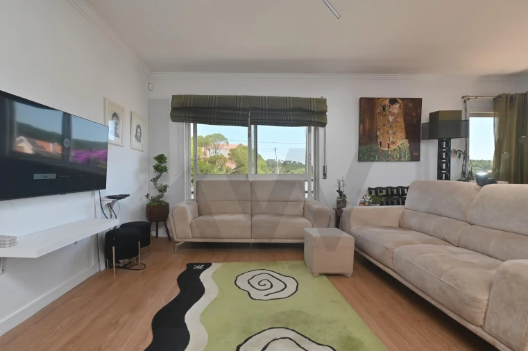 Apartamento T3 para Venda em Queluz e Belas Foto 9