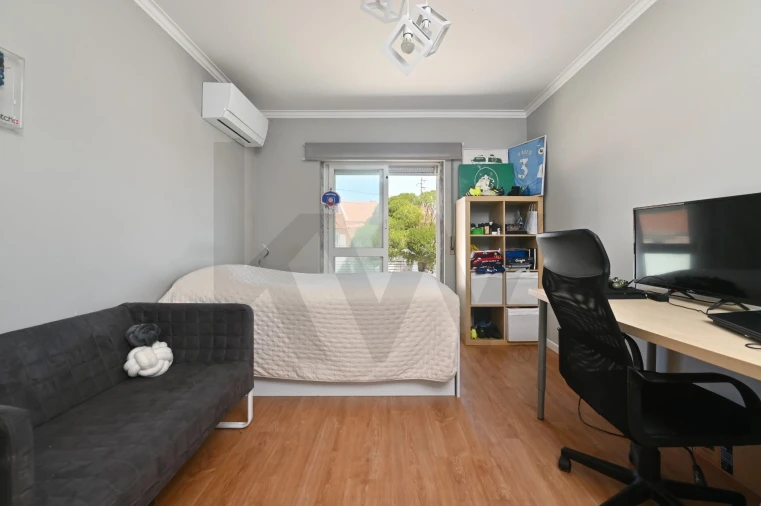 Apartamento T3 para Venda em Queluz e Belas Foto 17