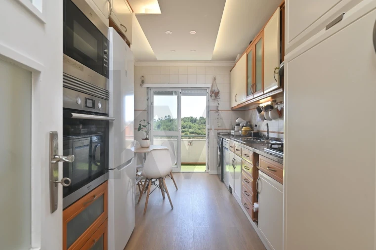 Apartamento T3 para Venda em Queluz e Belas Foto 28