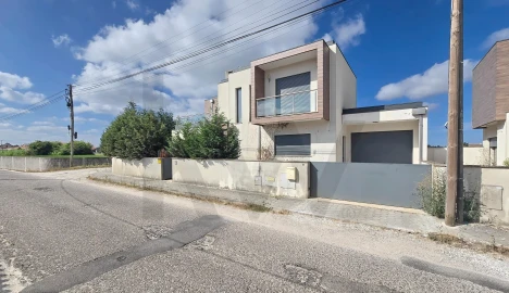 Moradia T3 para Venda em Calvão