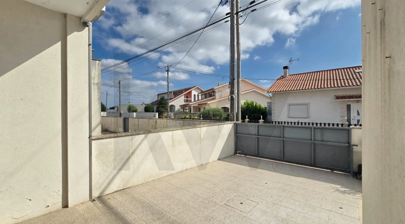 Moradia T3 para Venda em Calvão Foto 45