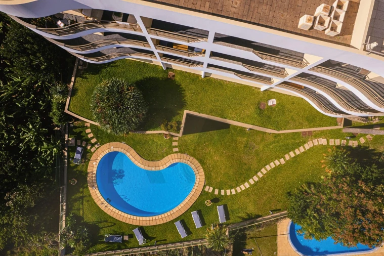 Apartamento T1 para Venda em Arco da Calheta Foto 33
