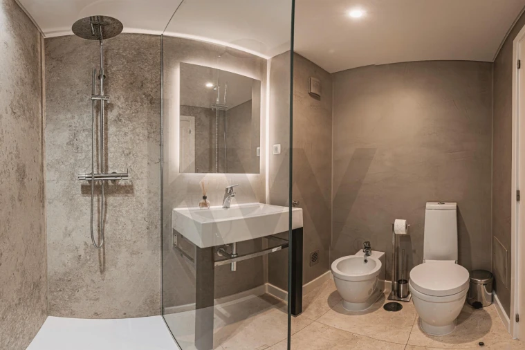 Apartamento T1 para Venda em Arco da Calheta Foto 27