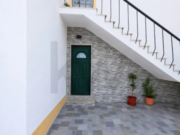 Moradia T3 para Venda em Barbacena e Vila Fernando