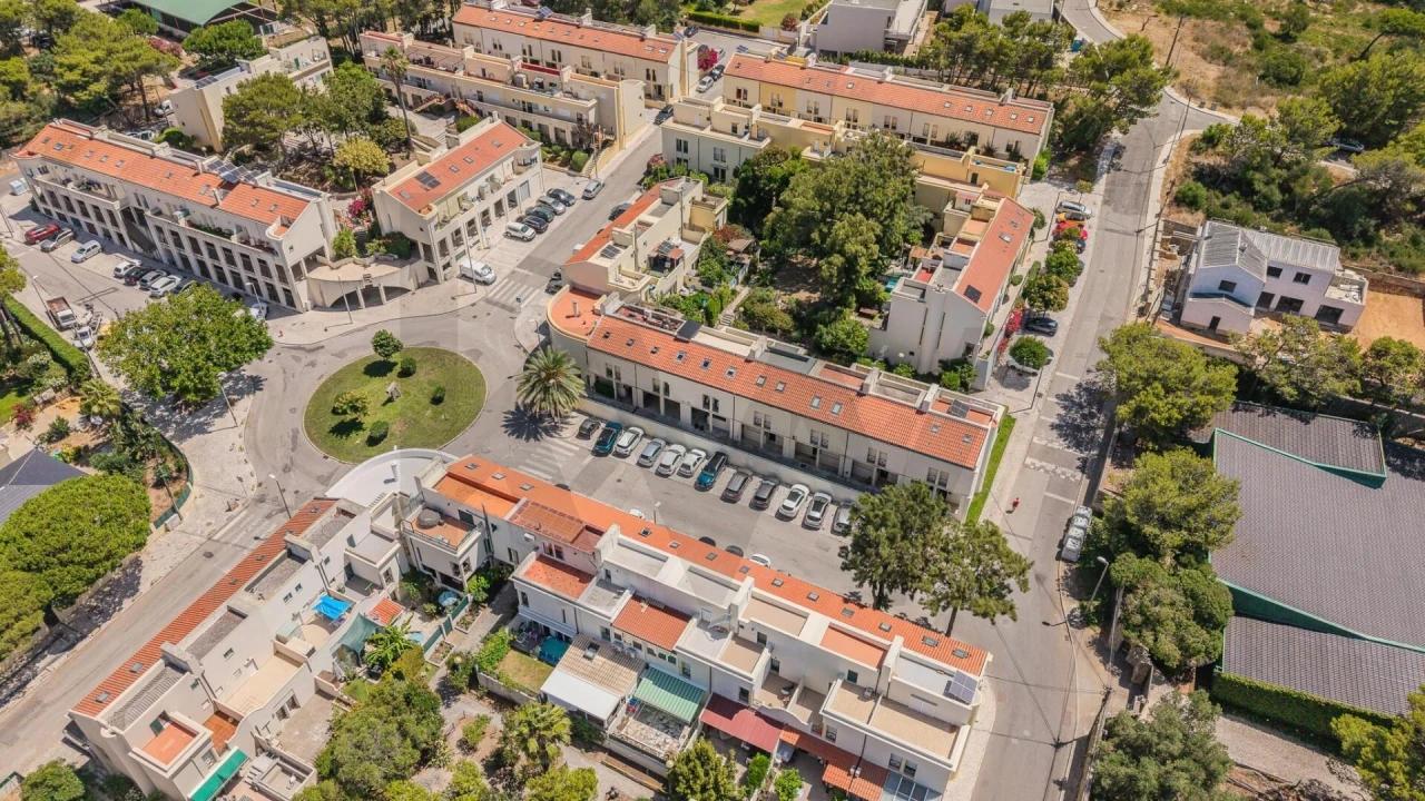 Moradia T3 para Venda em Cascais e Estoril Foto 52