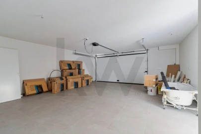 Moradia T4 para Venda em Corroios