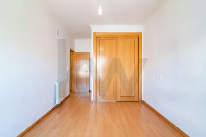 Apartamento T3 para Arrendamento em Odivelas