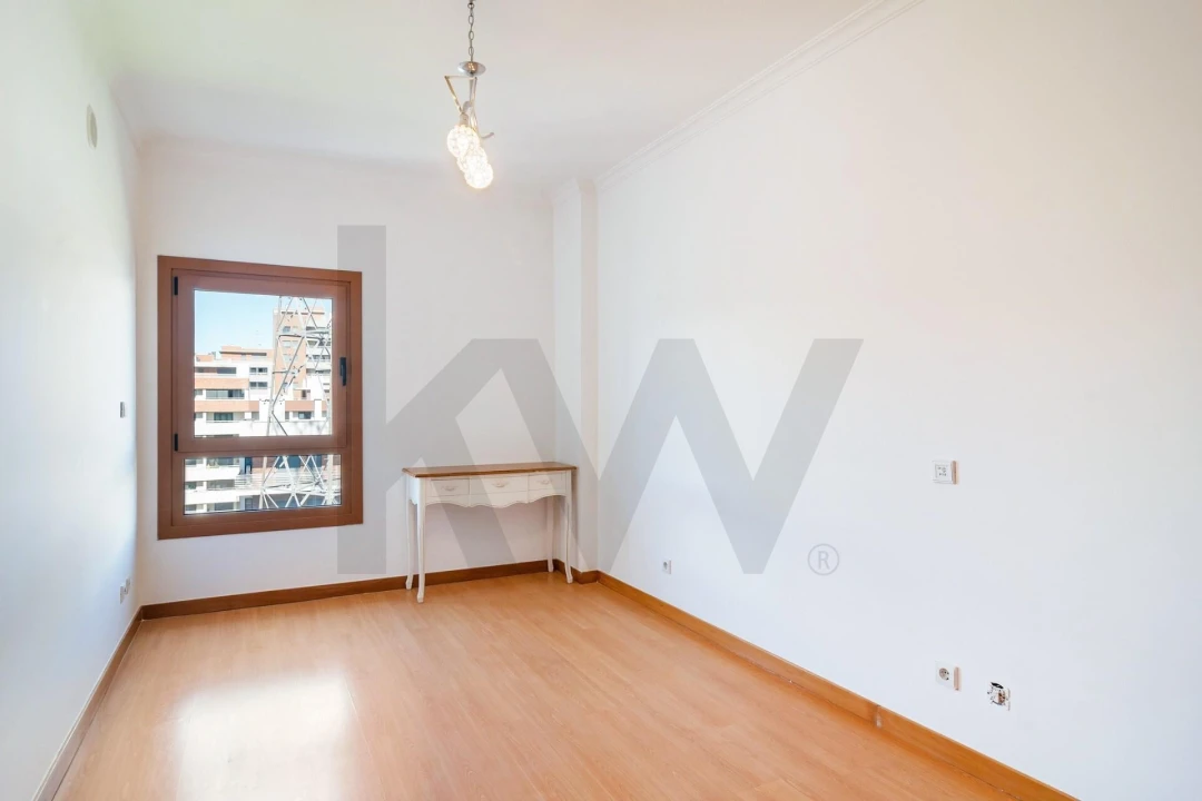 Apartamento T3 para Arrendamento em Odivelas Foto 23