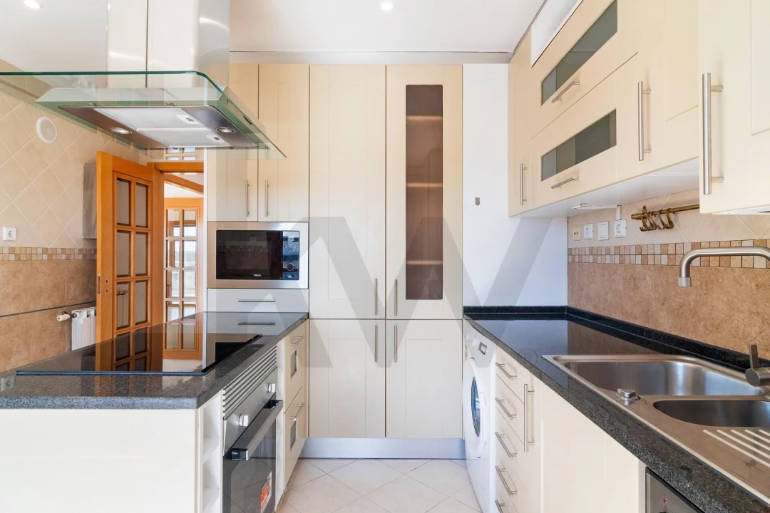 Apartamento T3 para Arrendamento em Odivelas Foto 10