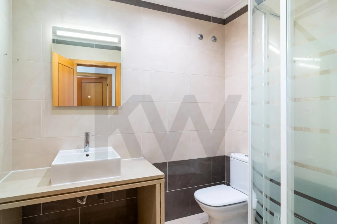 Apartamento T3 para Arrendamento em Odivelas Foto 22