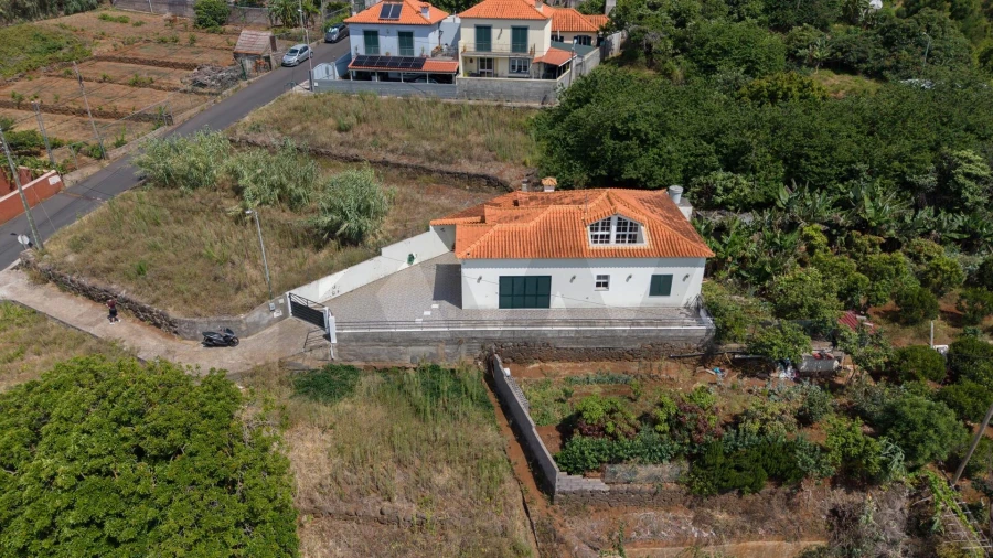 Moradia T2 para Venda em Santa Cruz Foto 8