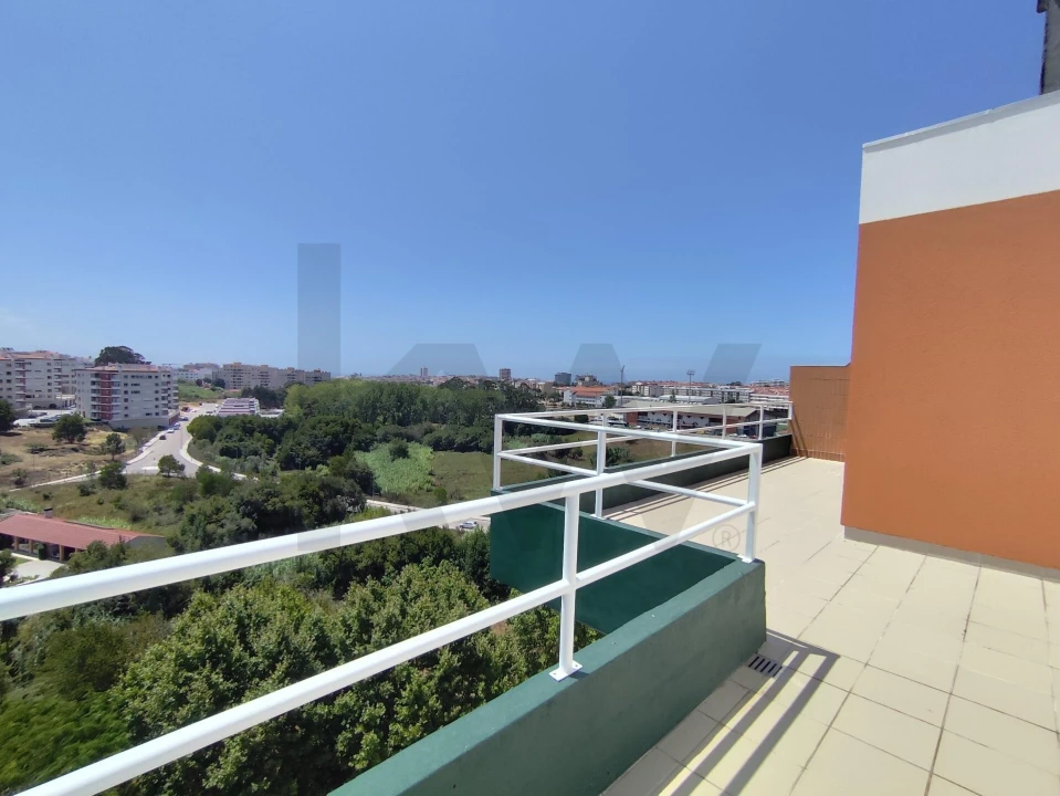 Apartamento T2 para Venda em Tavarede Foto 21