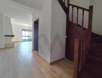 Apartamento T2 para Venda em Tavarede
