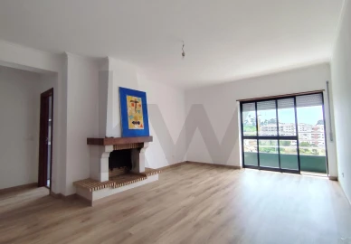 Apartamento T2 para Venda em Tavarede