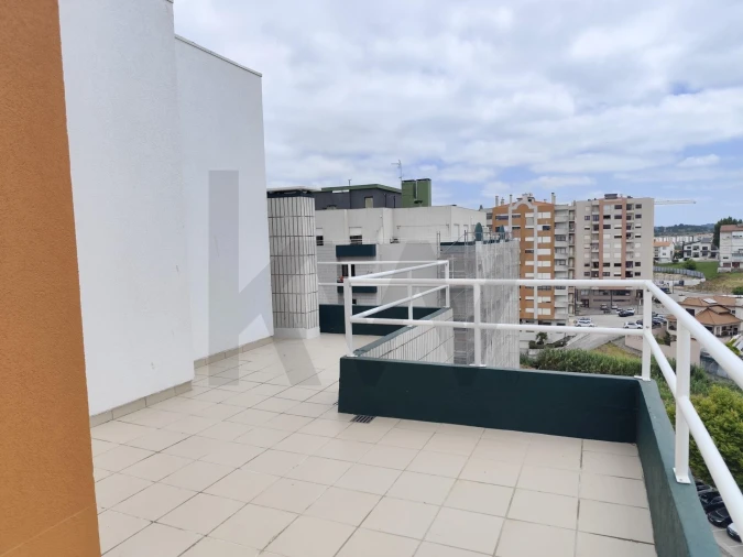 Apartamento T2 para Venda em Tavarede Foto 18
