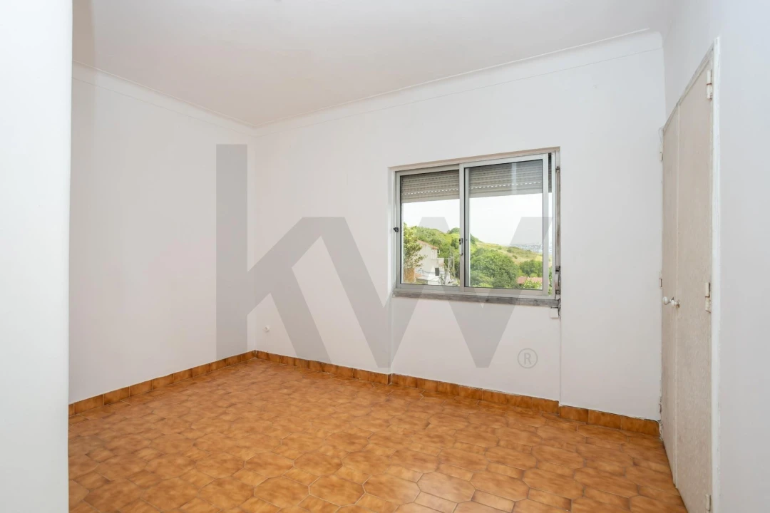 Apartamento T2 para Venda em Caparica e Trafaria Foto 23