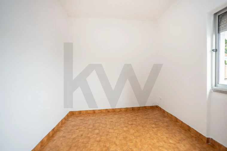 Apartamento T2 para Venda em Caparica e Trafaria Foto 24