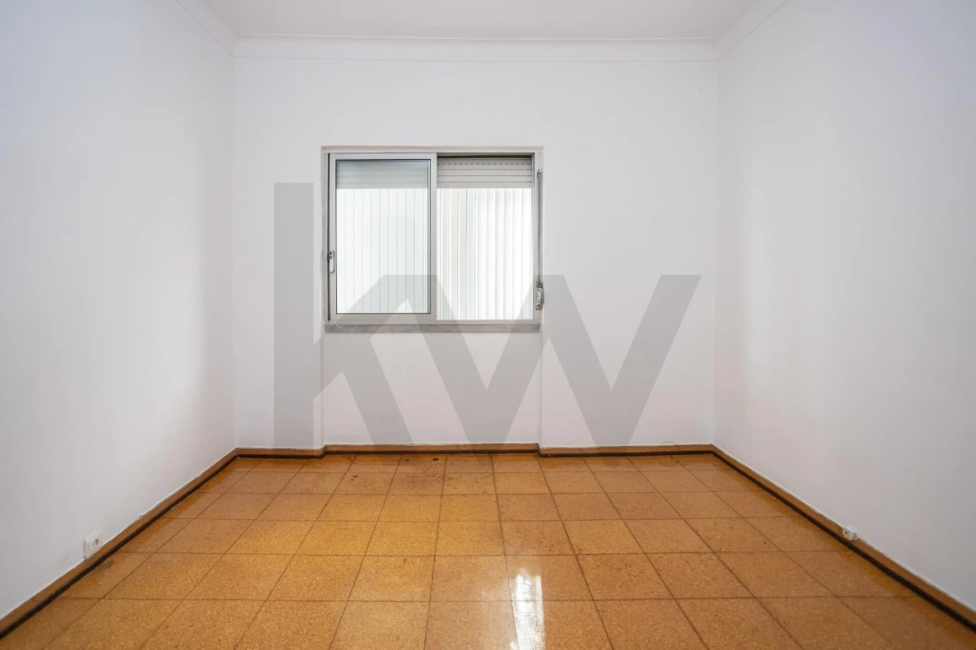 Apartamento T2 para Venda em Caparica e Trafaria Foto 17