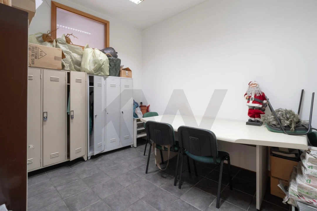 Armazém para Venda em Alfena Foto 22