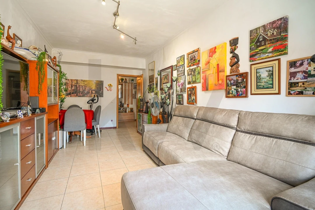 Apartamento T3 para Venda em Amora Foto 3