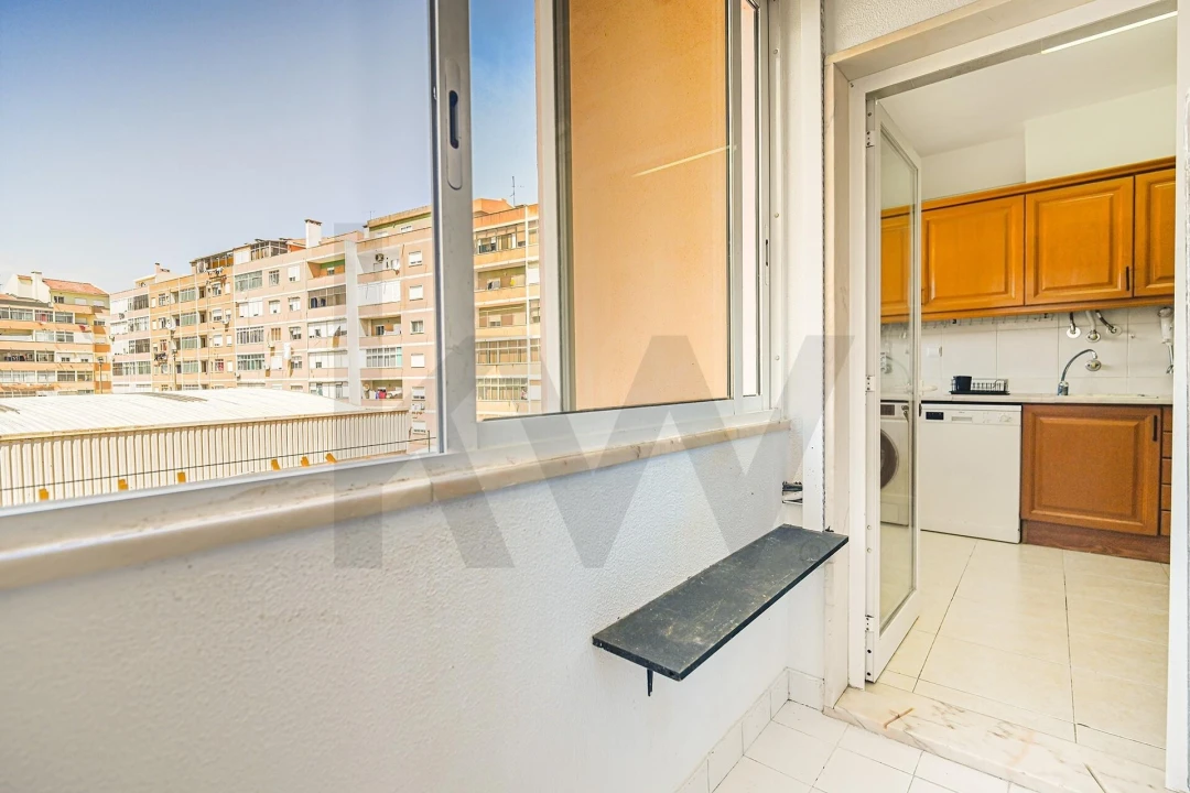 Apartamento T3 para Venda em Amora Foto 6