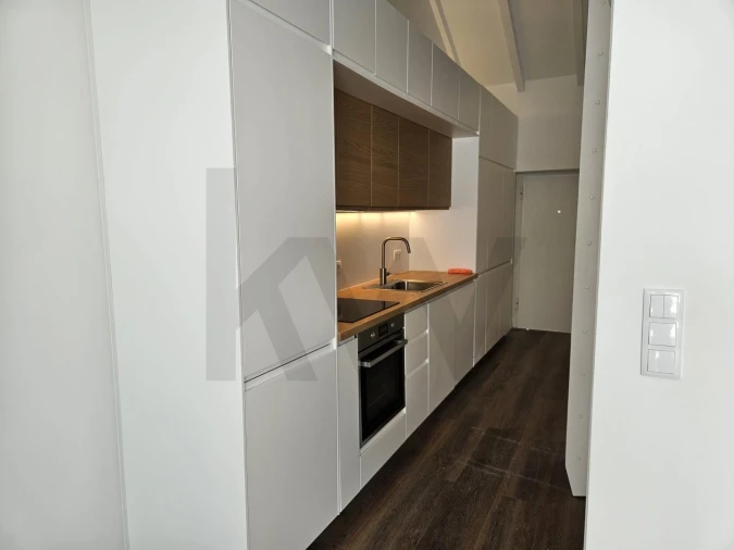 Moradia T1 para Venda em Porto Salvo Foto 5
