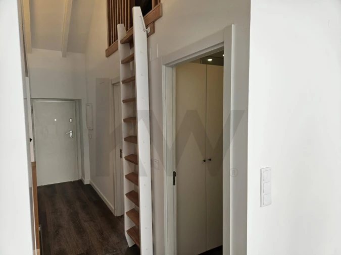 Moradia T1 para Venda em Porto Salvo Foto 10