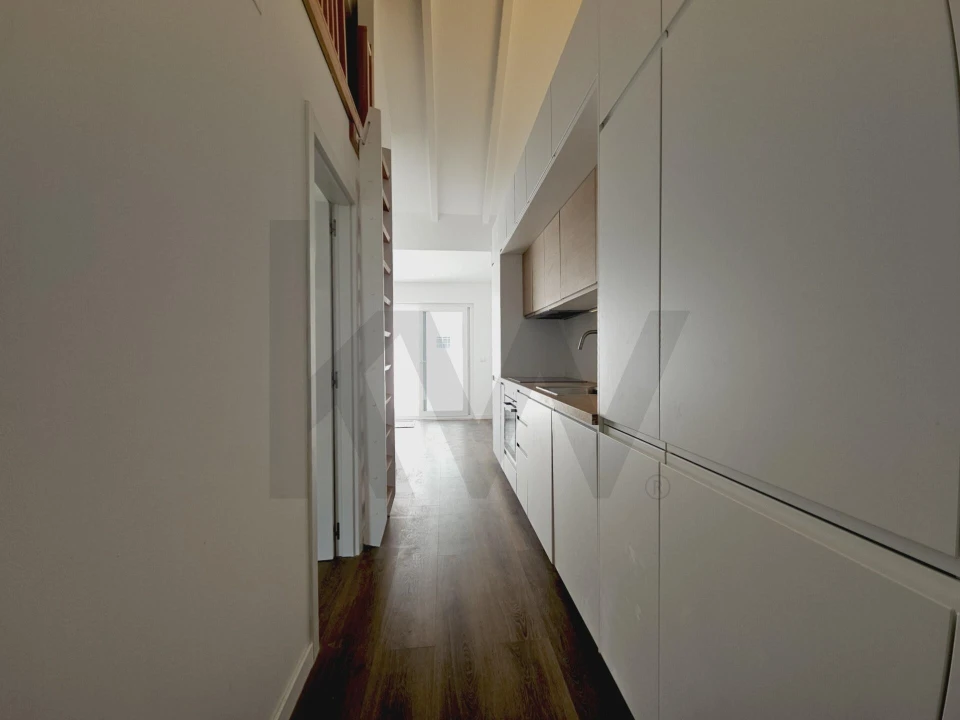 Moradia T1 para Venda em Porto Salvo Foto 2