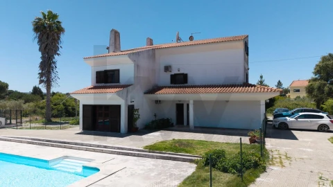 Moradia T5 para Venda em Pinhal Novo
