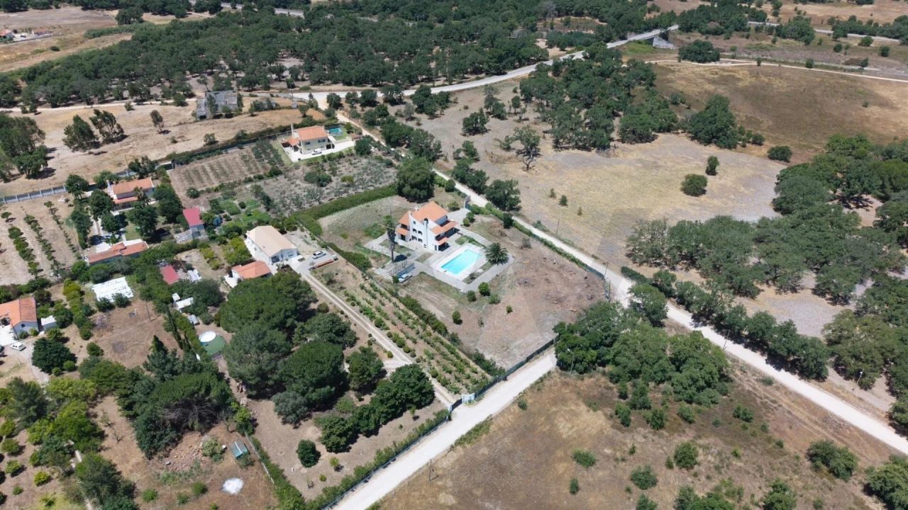 Moradia T5 para Venda em Pinhal Novo Foto 30