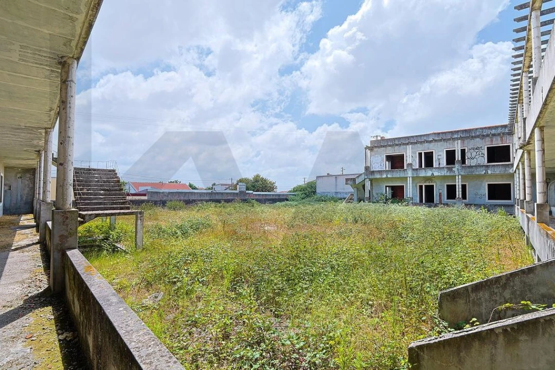 Prédio para Venda em Marinha Grande Foto 12