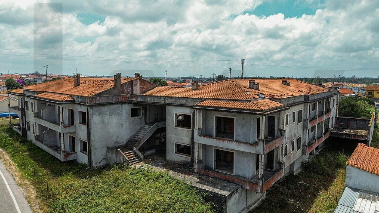 Prédio para Venda em Marinha Grande Foto 6