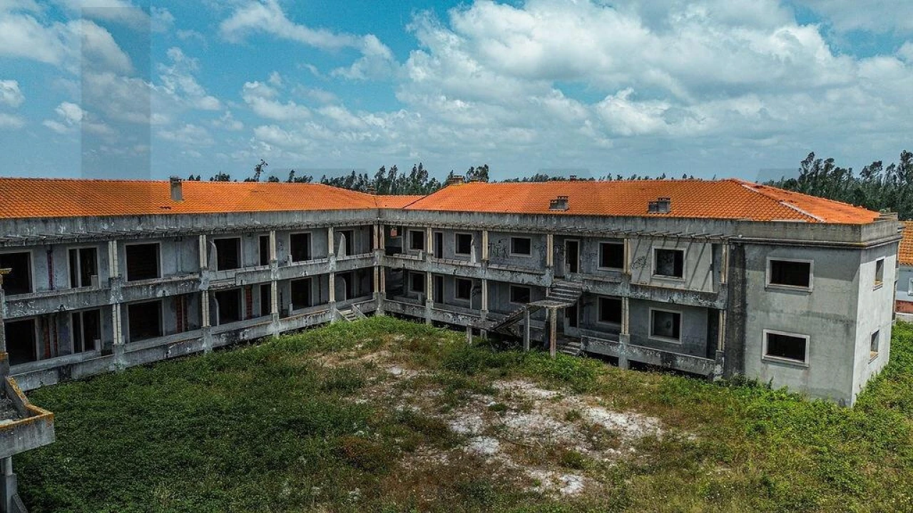 Prédio para Venda em Marinha Grande Foto 5