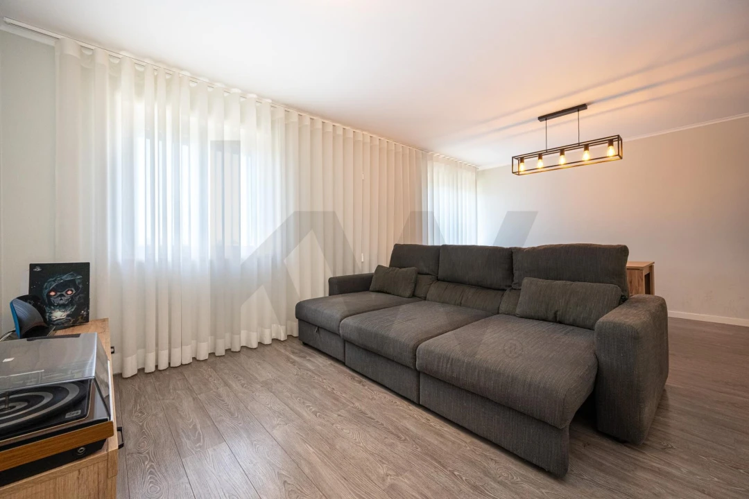 Apartamento T3 para Venda em Santa Clara Foto 4