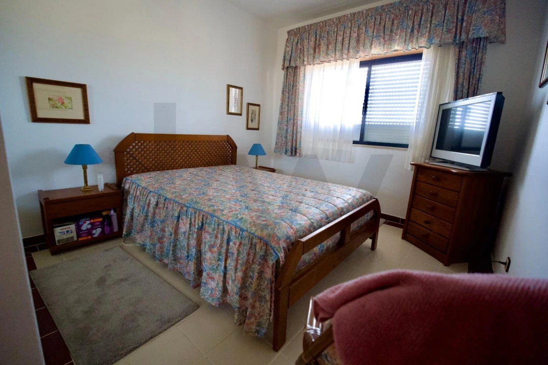 Apartamento T1 para Venda em Alvor Foto 10