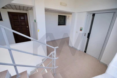 Apartamento T1 para Venda em Alvor