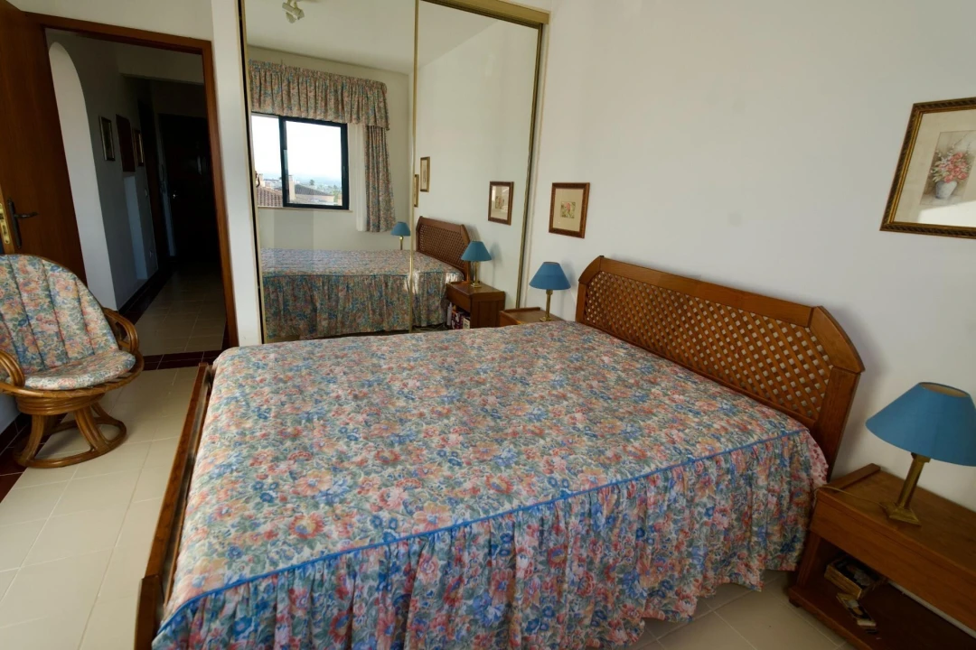Apartamento T1 para Venda em Alvor Foto 7